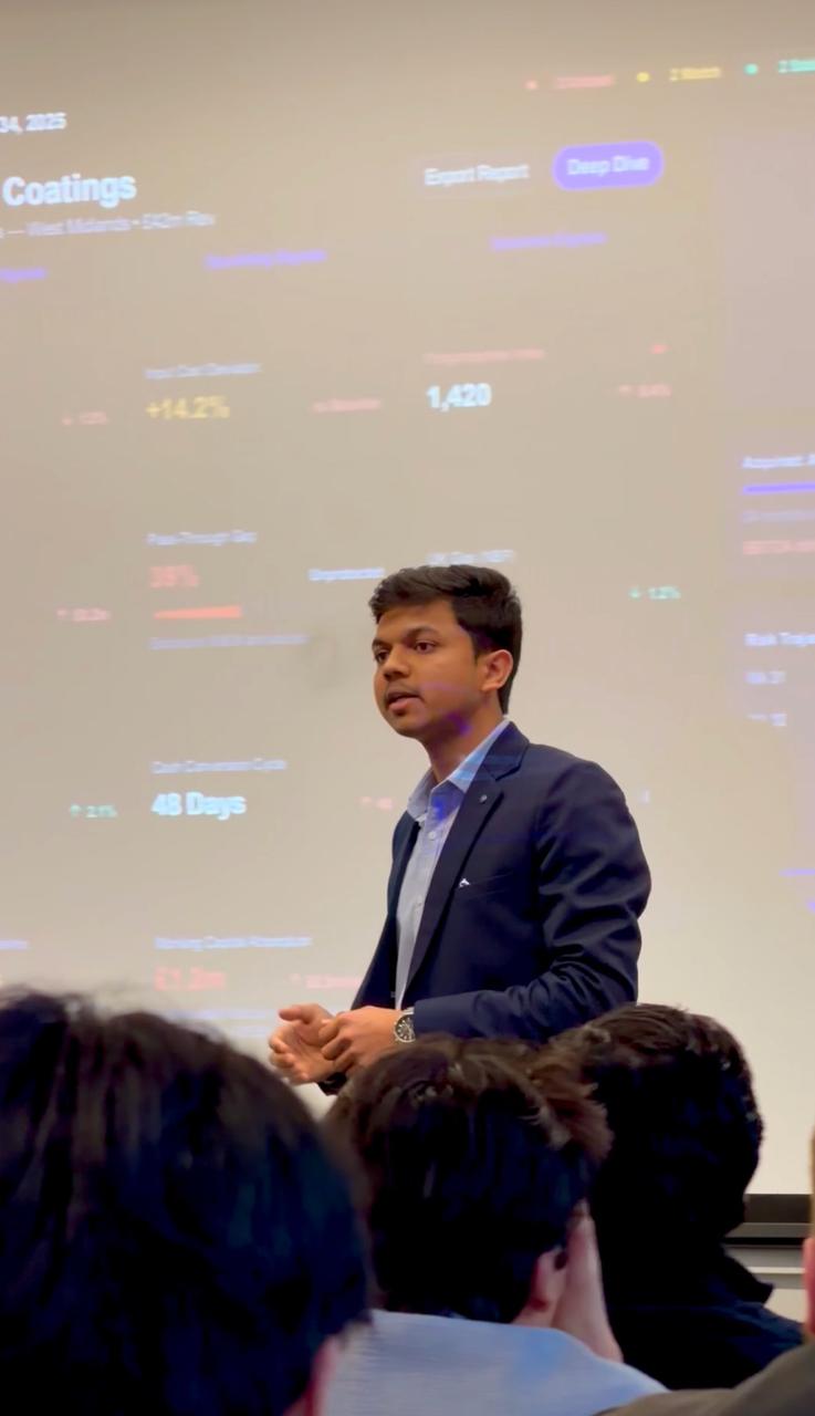 Tushar Gatkal presenting the DriftIQ pitch